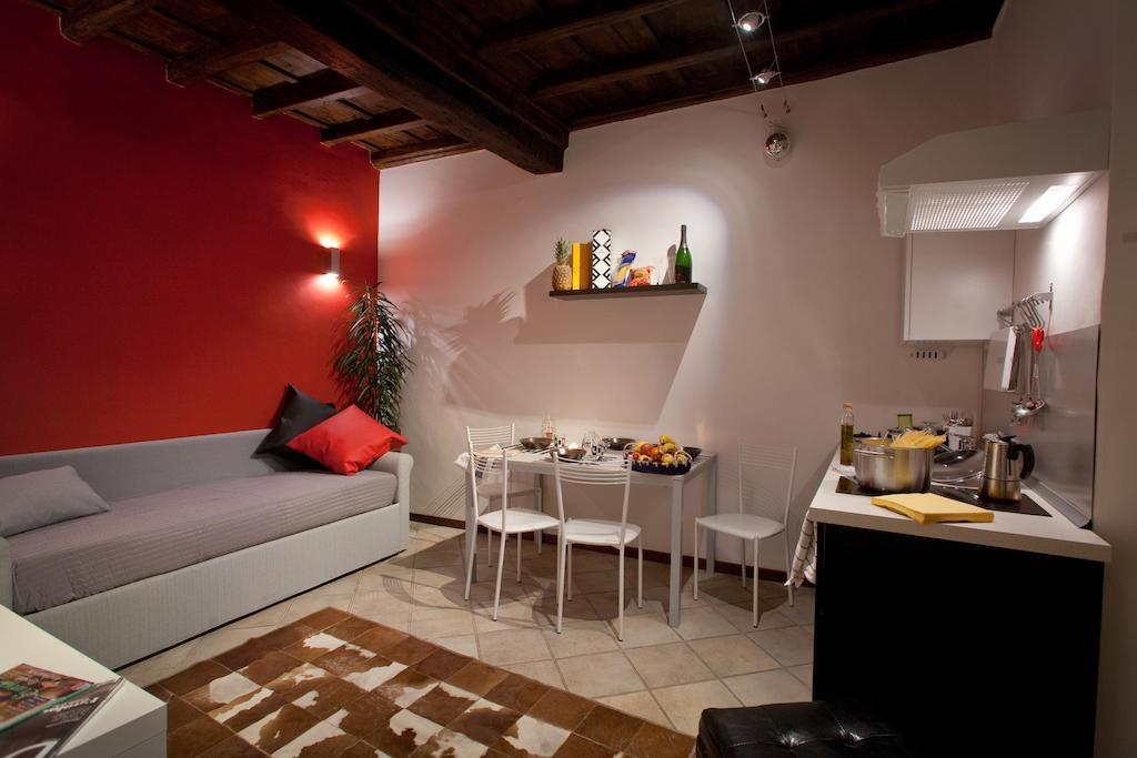Chroma Italy - Chroma Apt Campo De' Fiori 객실 사진