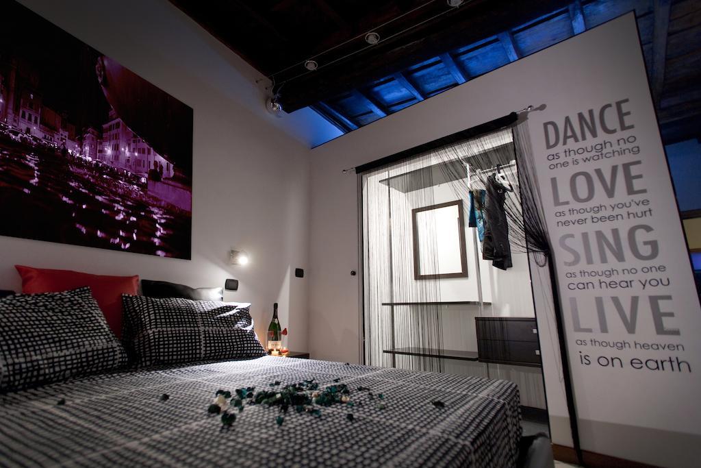 Chroma Italy - Chroma Apt Campo De' Fiori 객실 사진